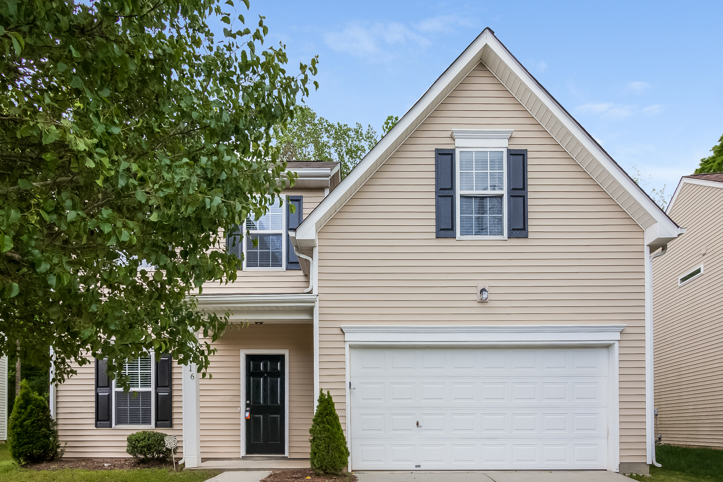 12416 Oakton Hunt Dr Charlotte, NC 28262